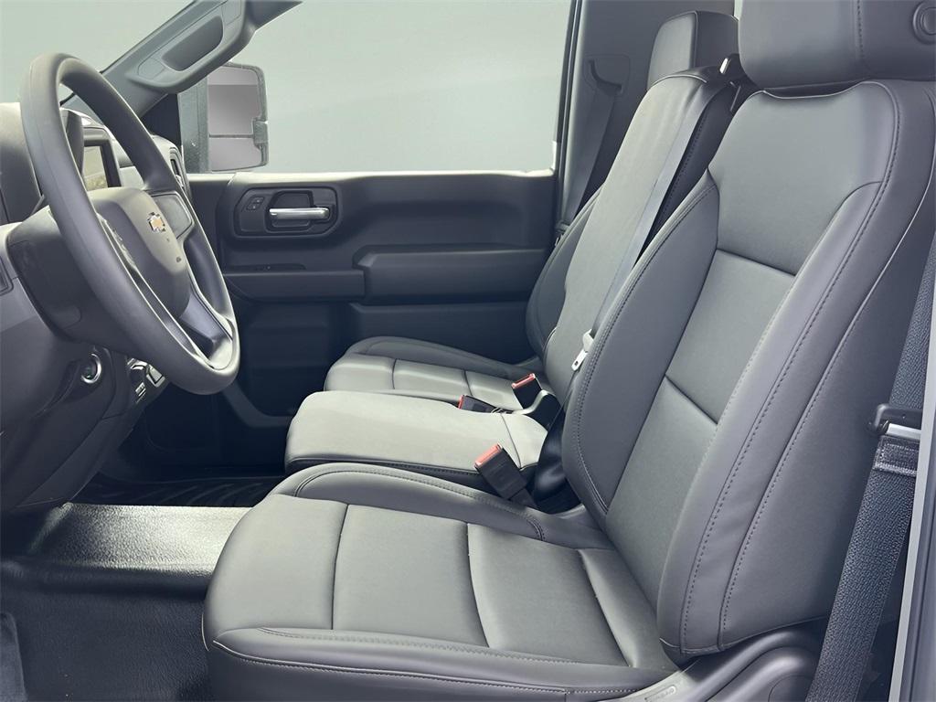 new 2025 Chevrolet Silverado 2500 car, priced at $50,418