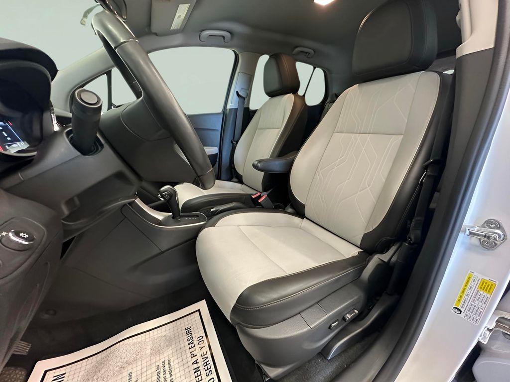 used 2022 Chevrolet Trax car, priced at $17,813