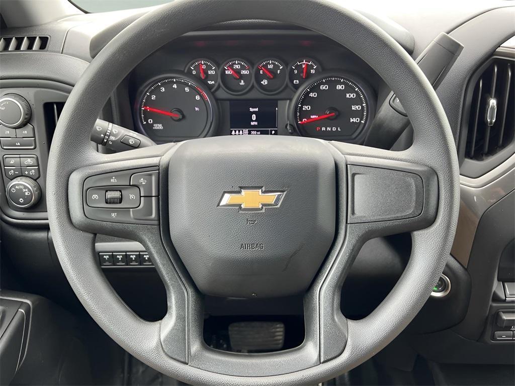 new 2025 Chevrolet Silverado 2500 car, priced at $52,628