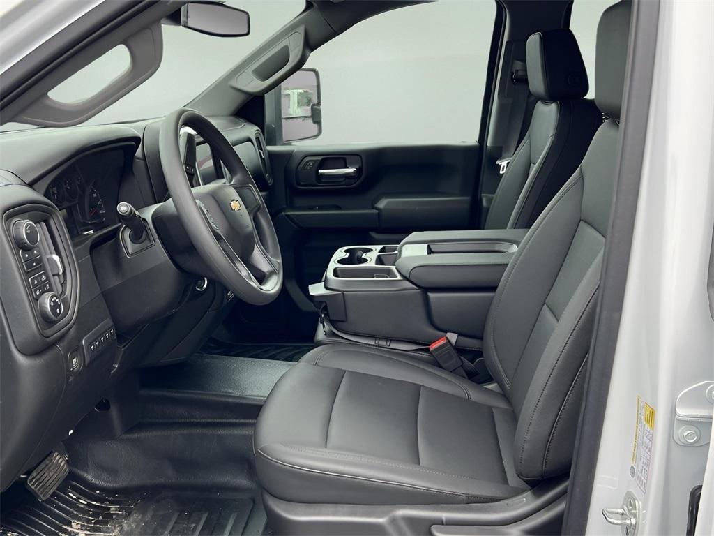 new 2025 Chevrolet Silverado 2500 car, priced at $52,878
