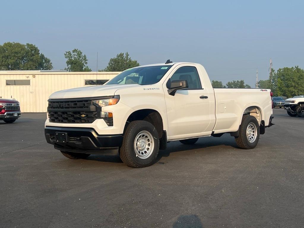 new 2025 Chevrolet Silverado 1500 car, priced at $42,195