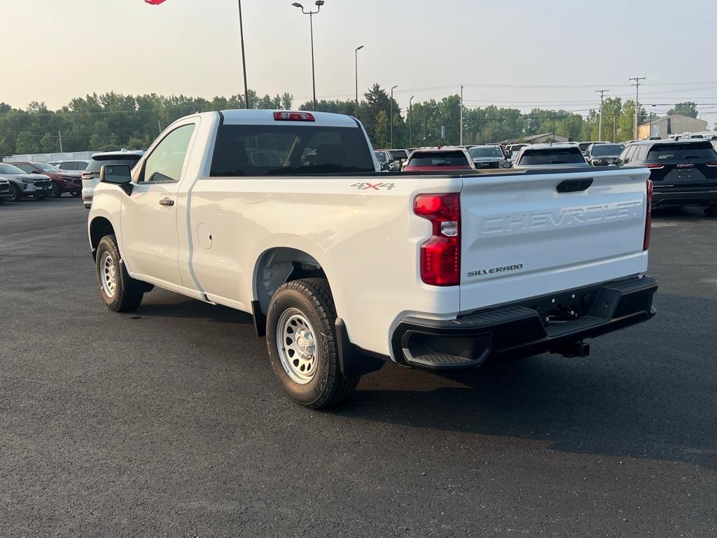 new 2025 Chevrolet Silverado 1500 car, priced at $42,195