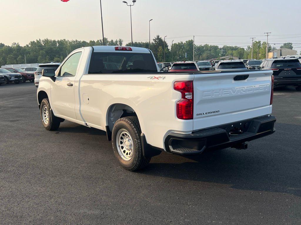 new 2025 Chevrolet Silverado 1500 car, priced at $39,695