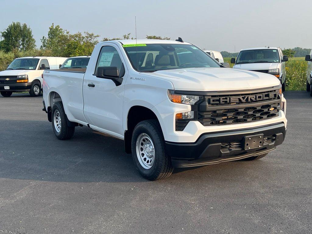 new 2025 Chevrolet Silverado 1500 car, priced at $39,695