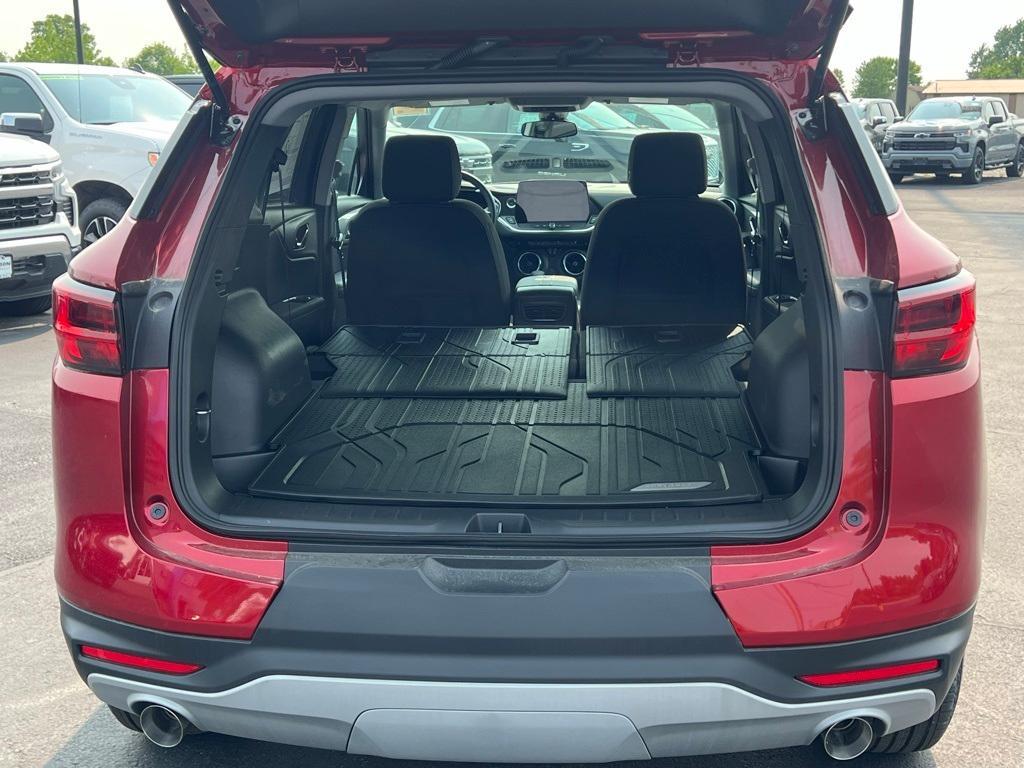 new 2025 Chevrolet Blazer car, priced at $37,640
