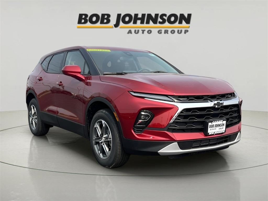 new 2025 Chevrolet Blazer car, priced at $37,640