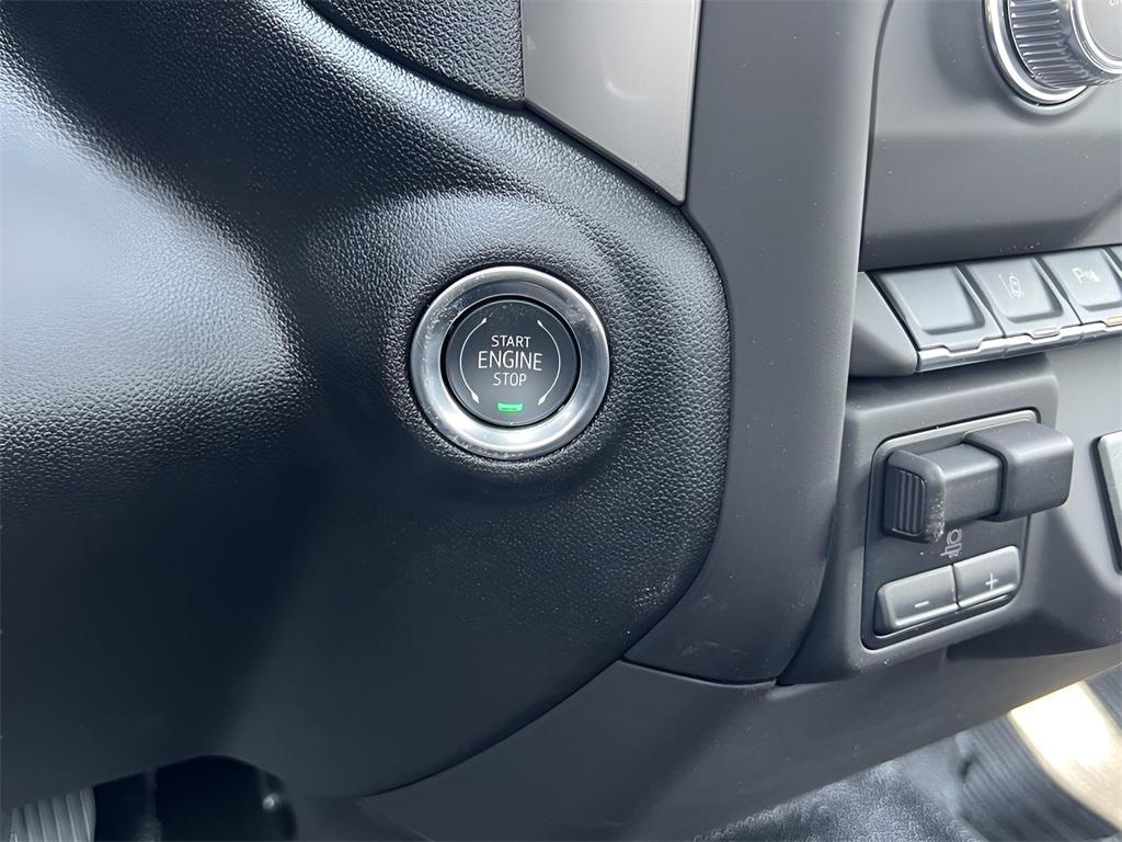 new 2025 GMC Sierra 3500 car, priced at $50,815