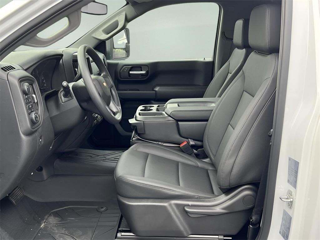 new 2025 Chevrolet Silverado 1500 car, priced at $44,270