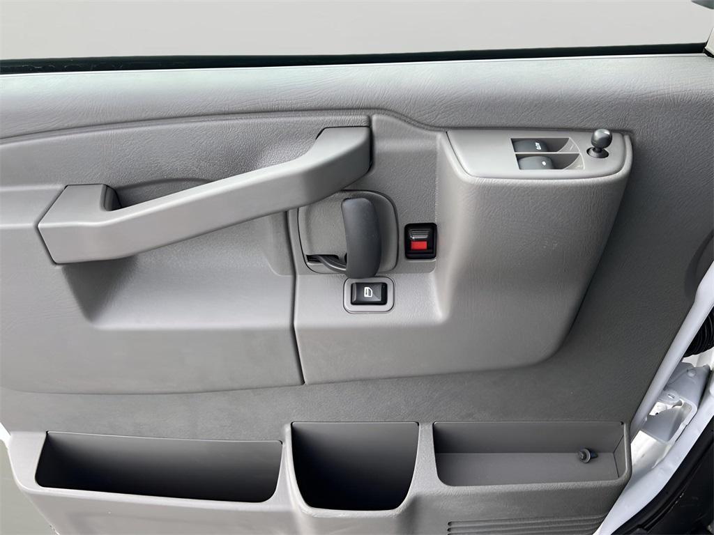 new 2025 GMC Savana 3500 car, priced at $51,383