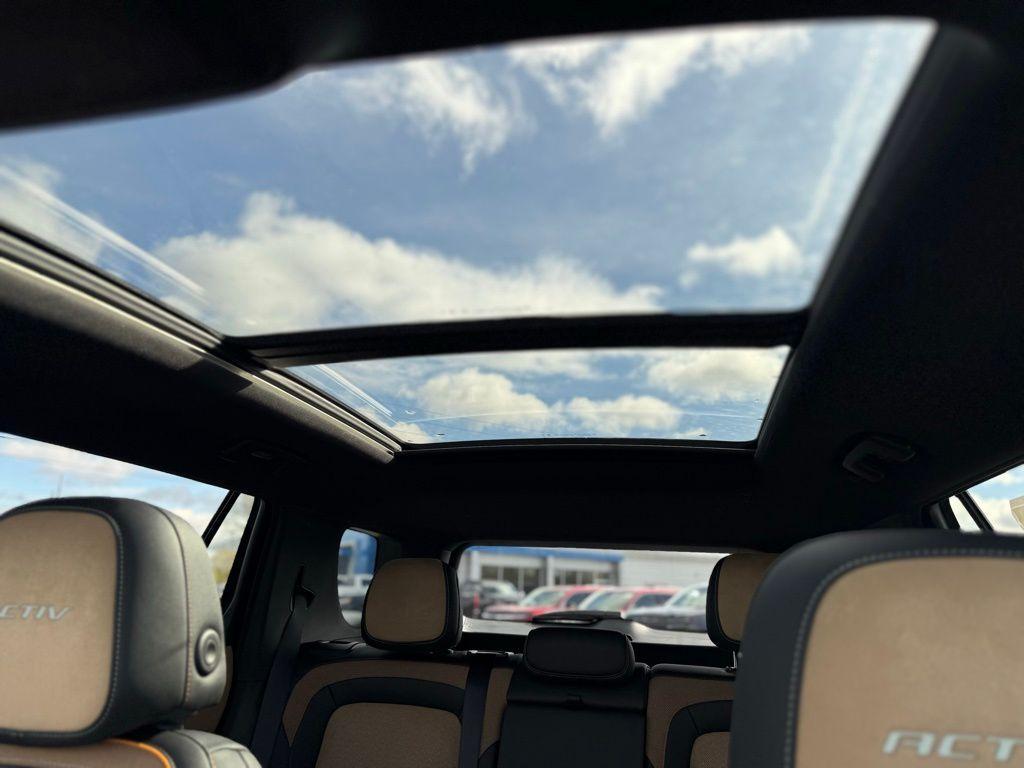 new 2026 Chevrolet Equinox car, priced at $38,375