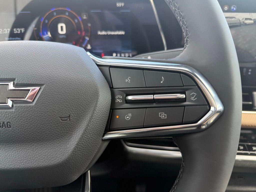 new 2026 Chevrolet Equinox car, priced at $38,375