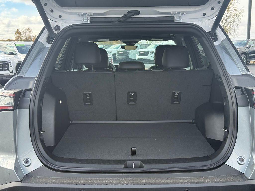 new 2026 Chevrolet Equinox car, priced at $38,375