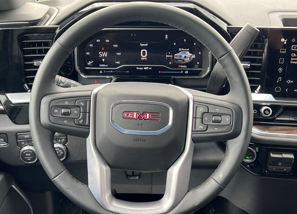 new 2025 GMC Sierra 1500 car, priced at $48,395