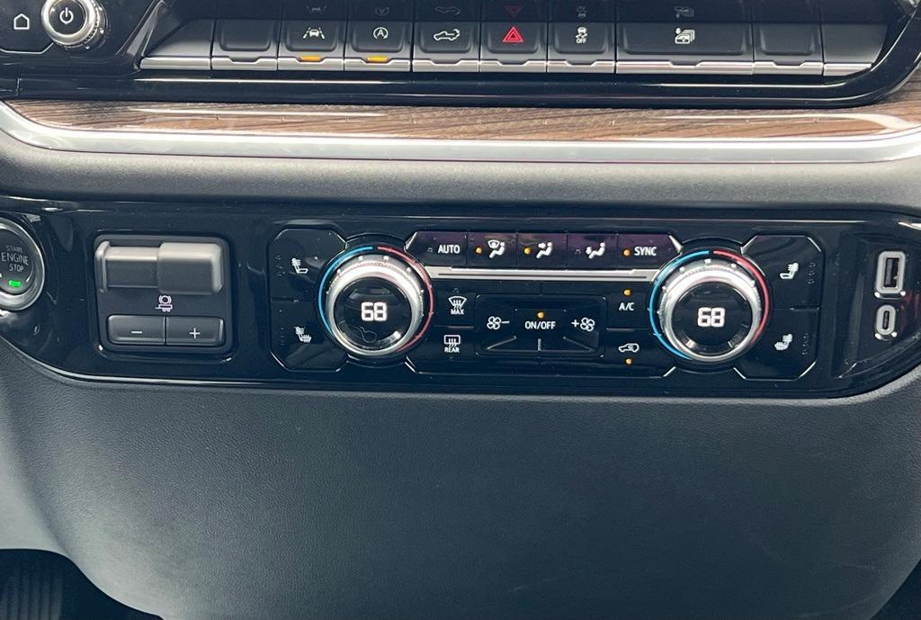 new 2025 GMC Sierra 1500 car, priced at $48,395