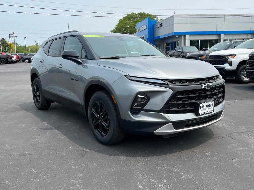 new 2025 Chevrolet Blazer car, priced at $37,940