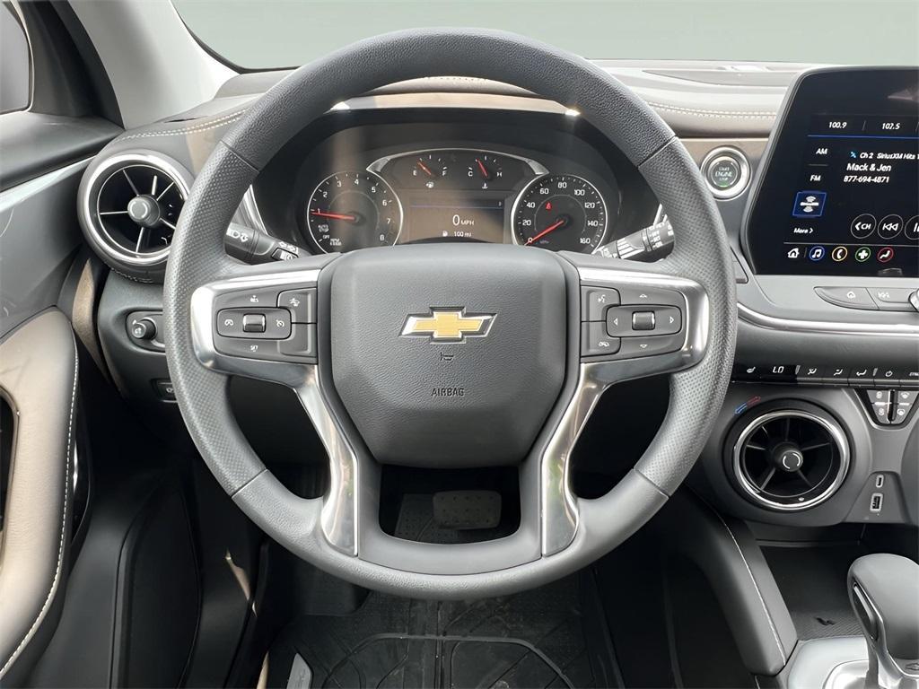 new 2025 Chevrolet Blazer car, priced at $37,940