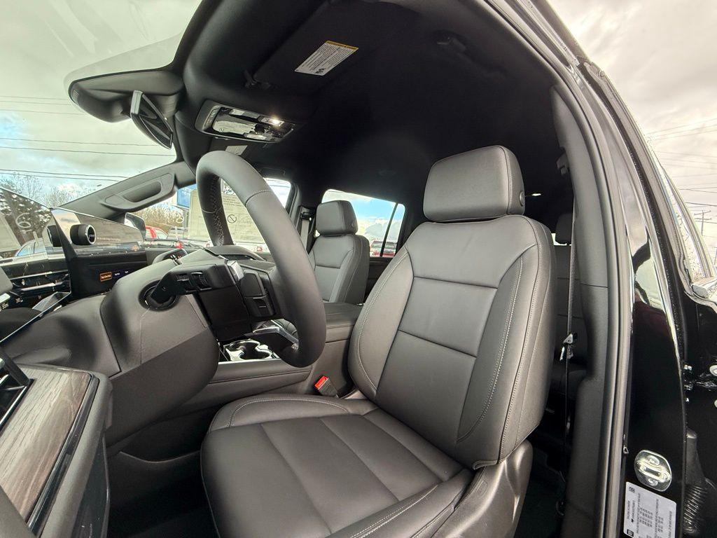 new 2026 Chevrolet Suburban car, priced at $75,175