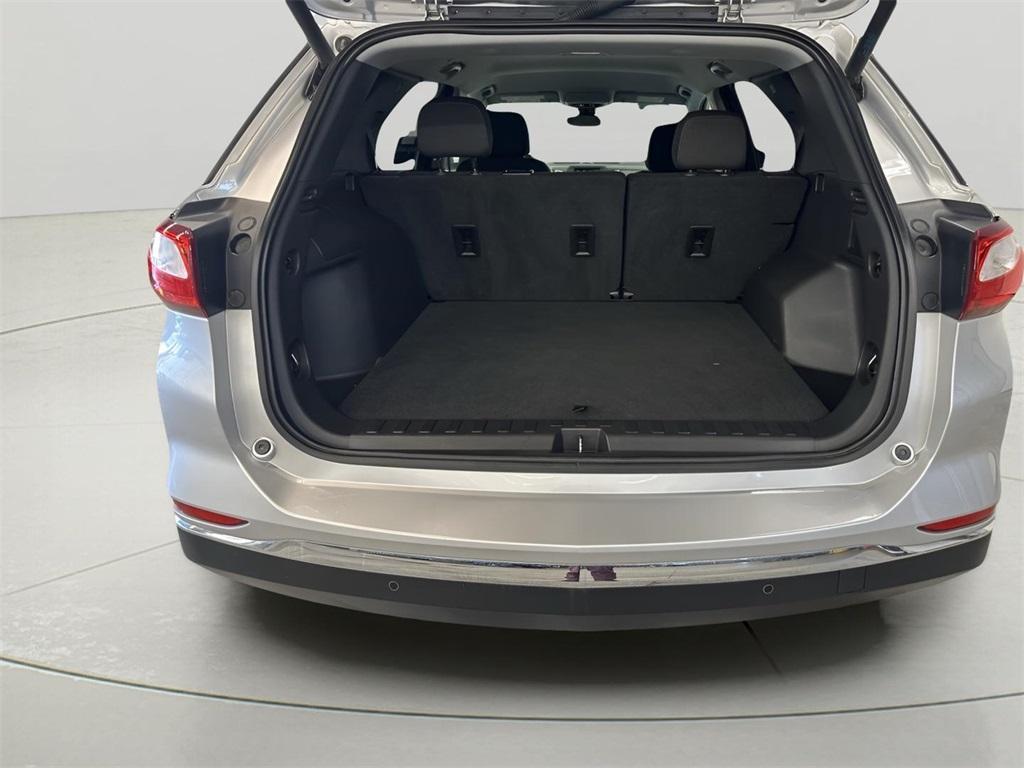 used 2021 Chevrolet Equinox car, priced at $18,422