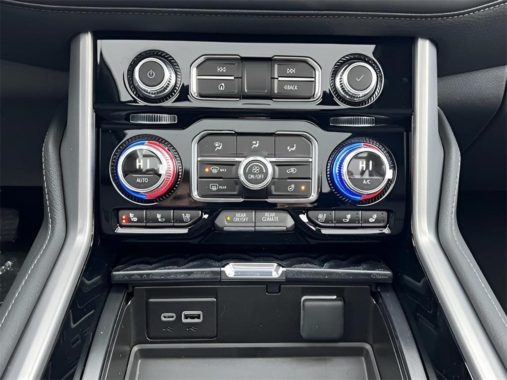 new 2024 GMC Yukon car, priced at $85,865