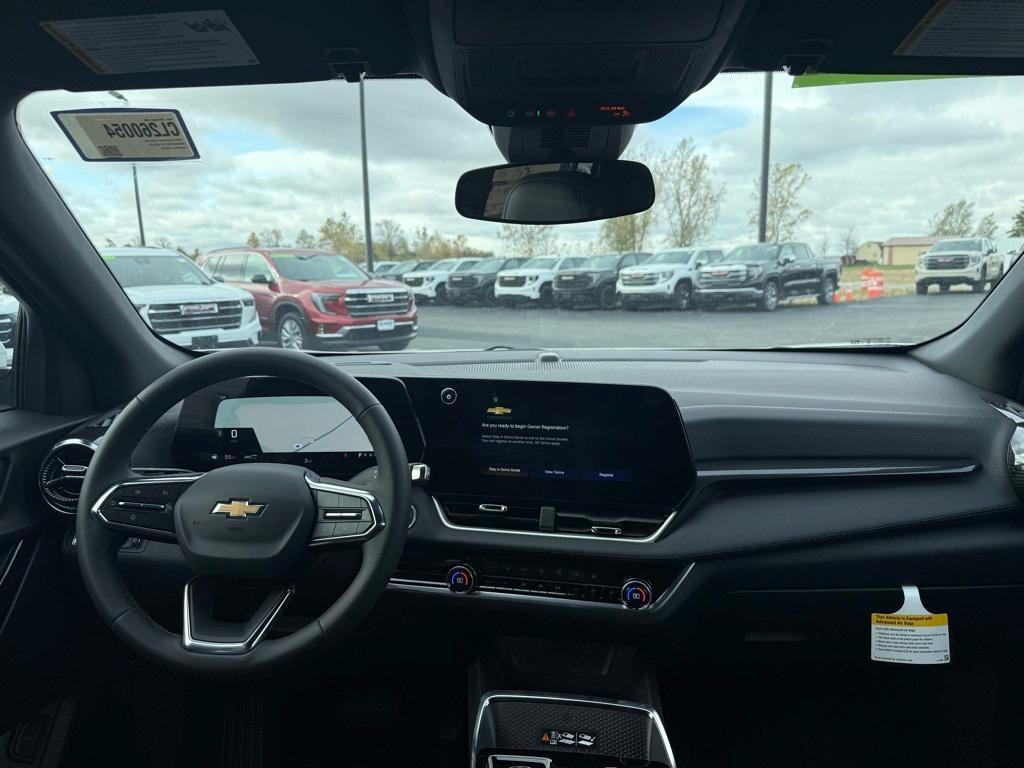 new 2026 Chevrolet Equinox car, priced at $31,825