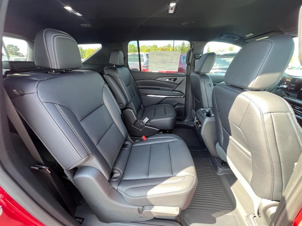new 2025 Chevrolet Traverse car, priced at $47,225