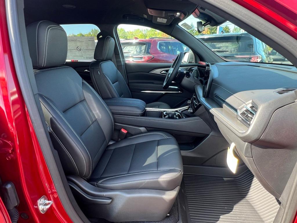 new 2025 Chevrolet Traverse car, priced at $47,225