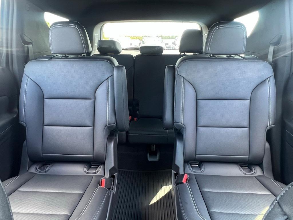 new 2025 Chevrolet Traverse car, priced at $47,225