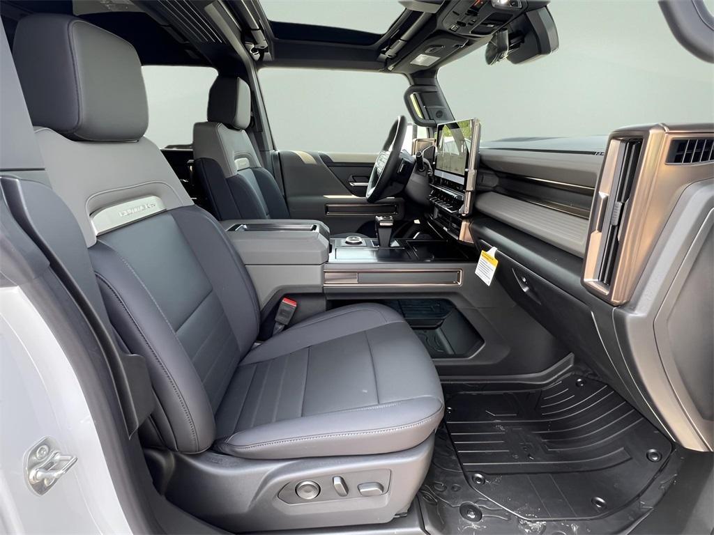 new 2025 GMC HUMMER EV SUV car, priced at $92,195