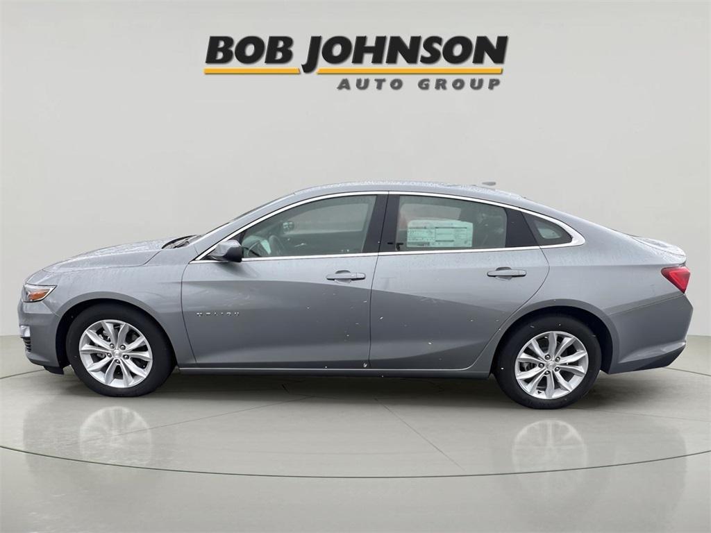 new 2025 Chevrolet Malibu car