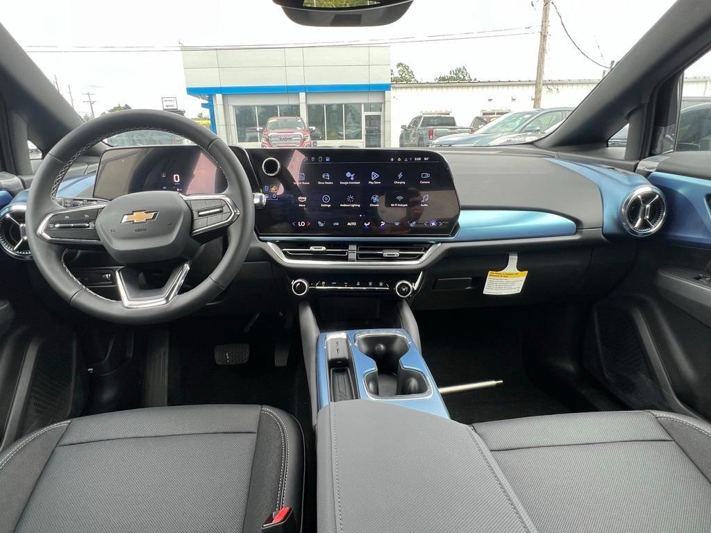 new 2025 Chevrolet Equinox EV car, priced at $44,335