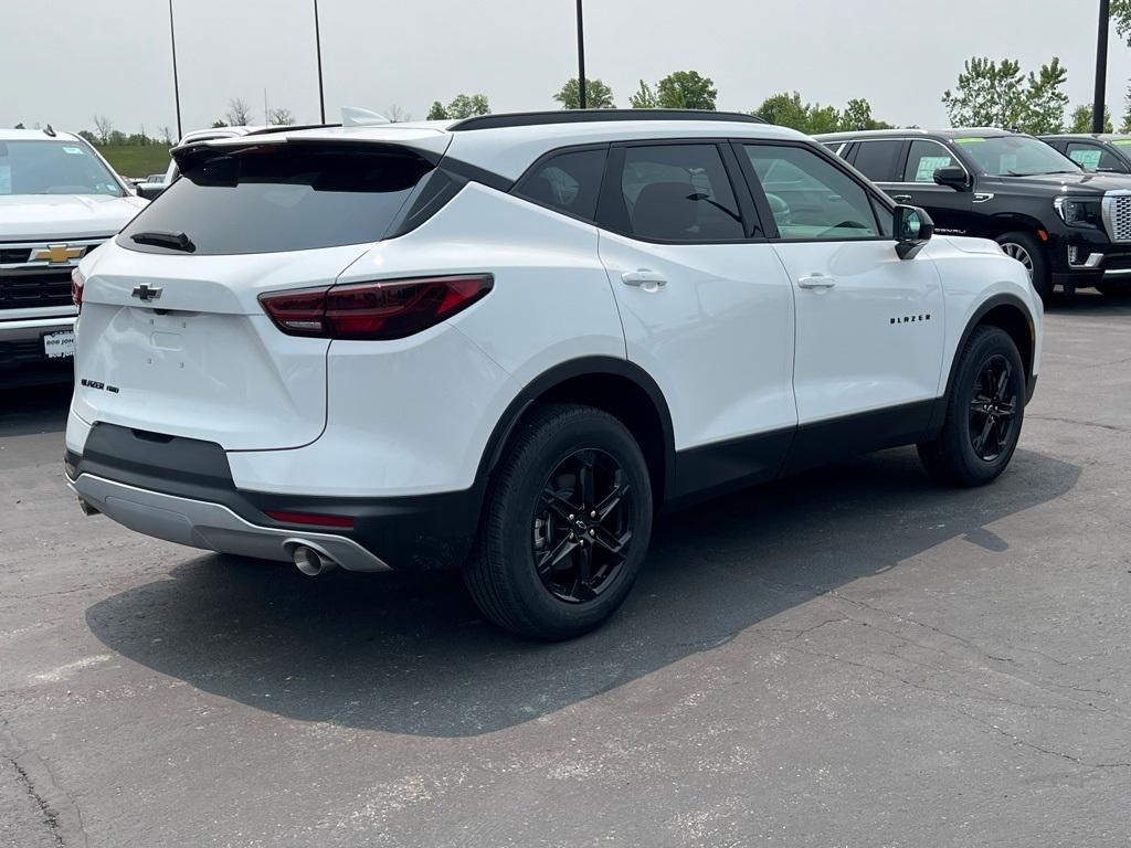new 2025 Chevrolet Blazer car, priced at $37,665