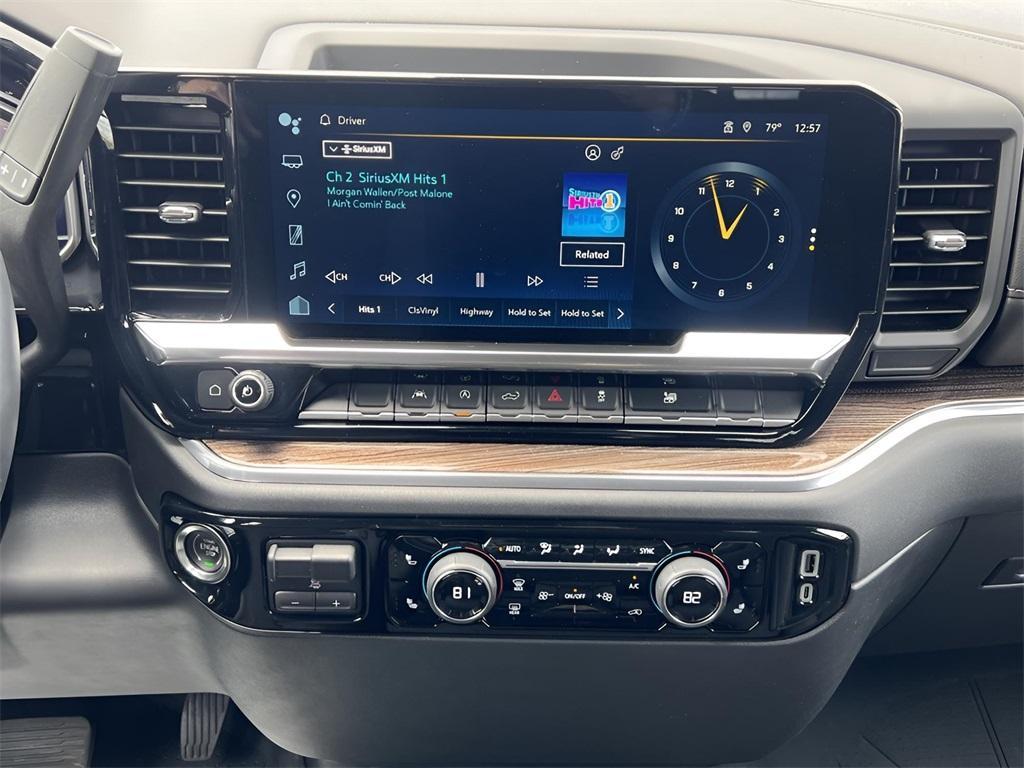 new 2024 Chevrolet Silverado 1500 car, priced at $51,640