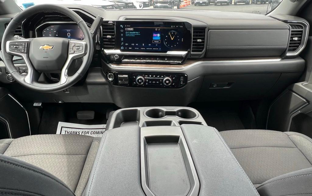 new 2024 Chevrolet Silverado 1500 car, priced at $51,640