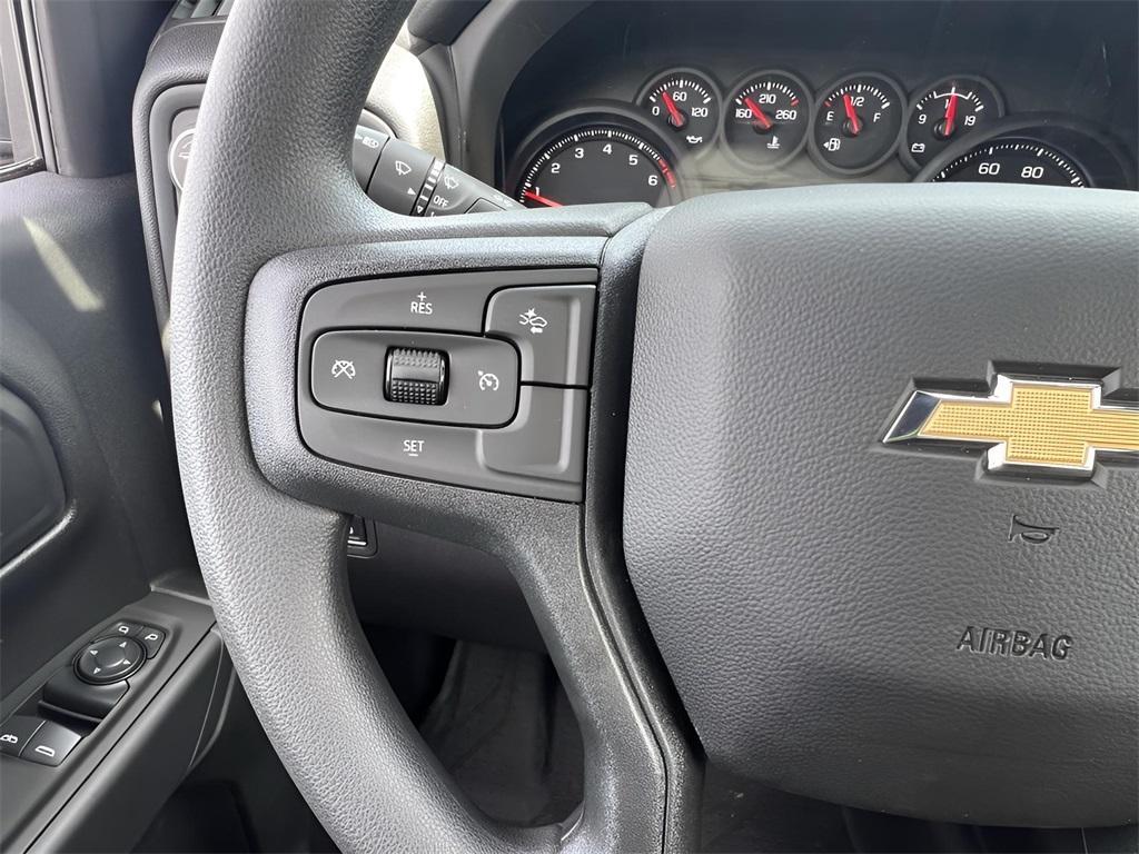 new 2025 Chevrolet Silverado 1500 car, priced at $39,585