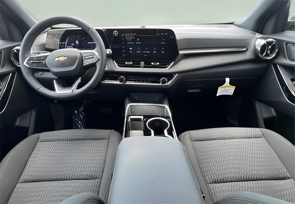 new 2025 Chevrolet Equinox car, priced at $31,080