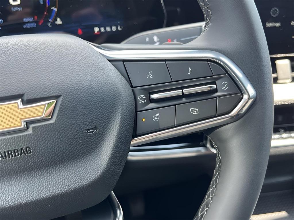 new 2025 Chevrolet Equinox car, priced at $31,080