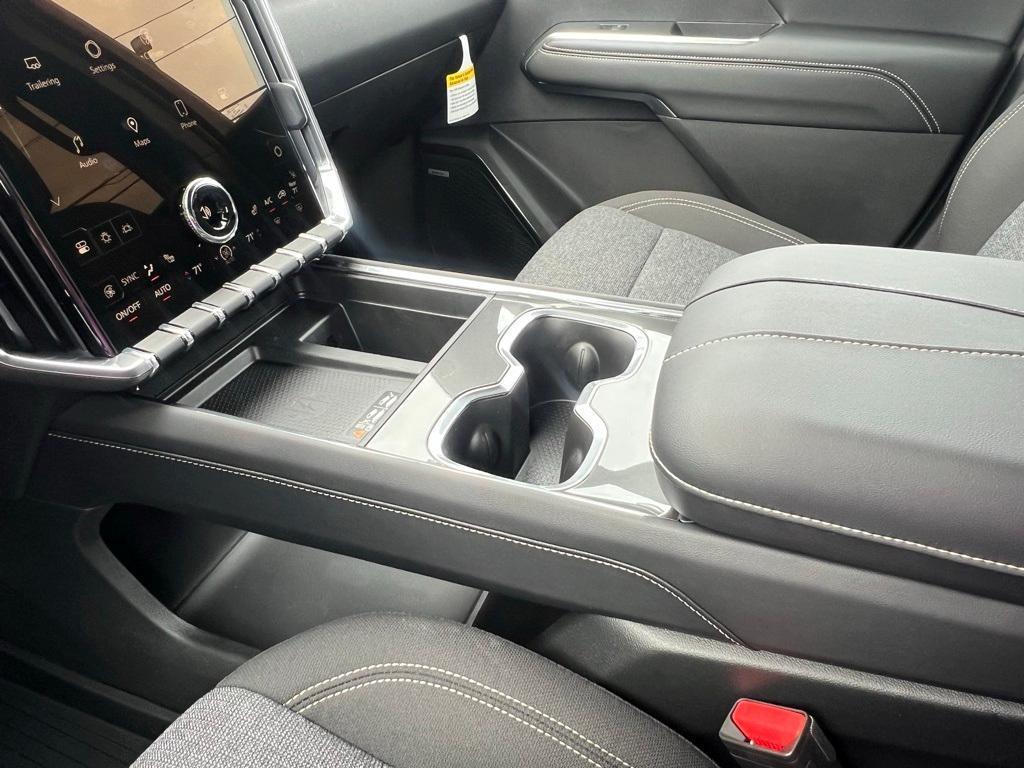 new 2025 GMC Acadia car, priced at $45,635
