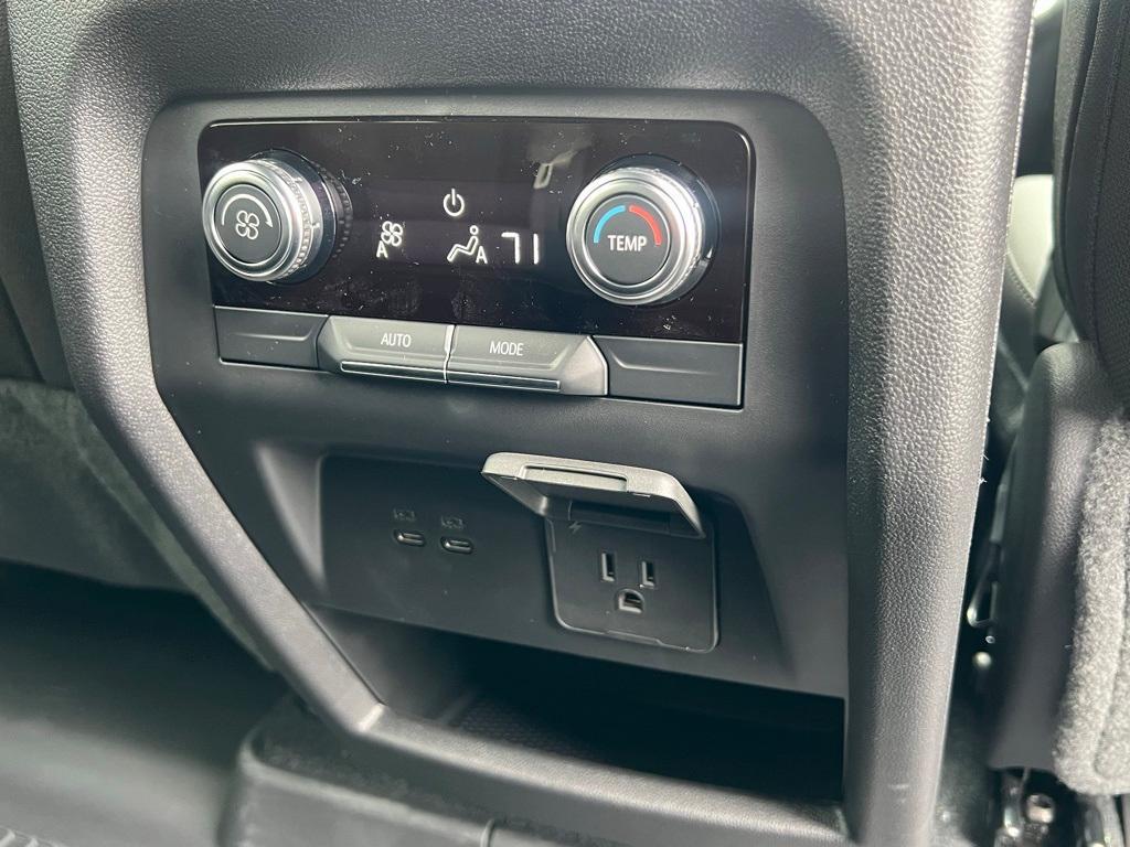 new 2025 GMC Acadia car, priced at $45,635