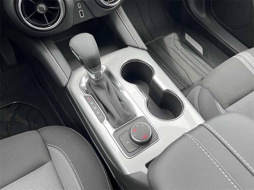 new 2025 Chevrolet Blazer car, priced at $38,995