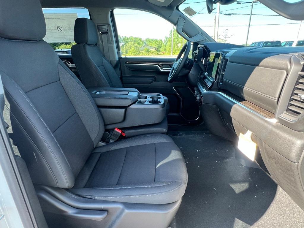 new 2025 Chevrolet Silverado 1500 car, priced at $52,795