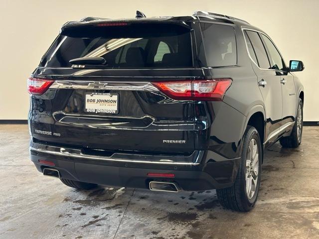 used 2021 Chevrolet Traverse car, priced at $34,833