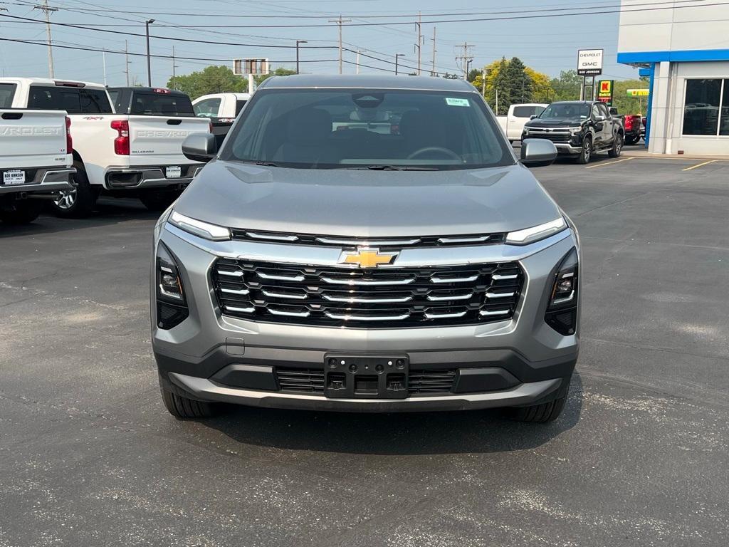 new 2025 Chevrolet Equinox car, priced at $30,090