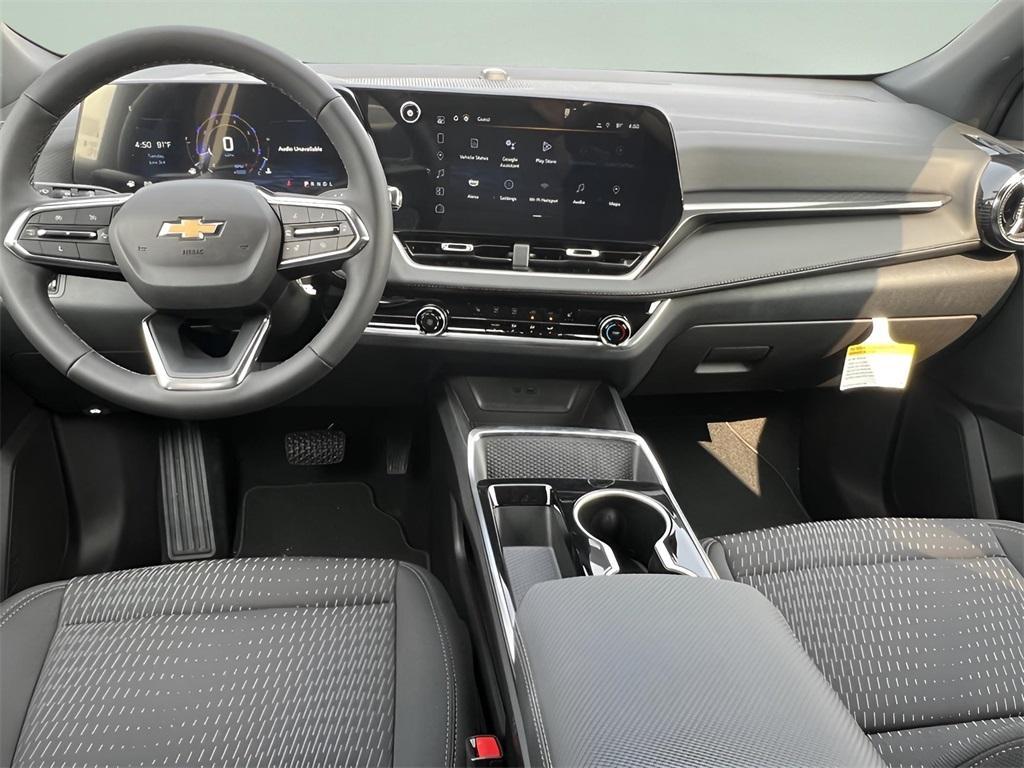 new 2025 Chevrolet Equinox car, priced at $30,090