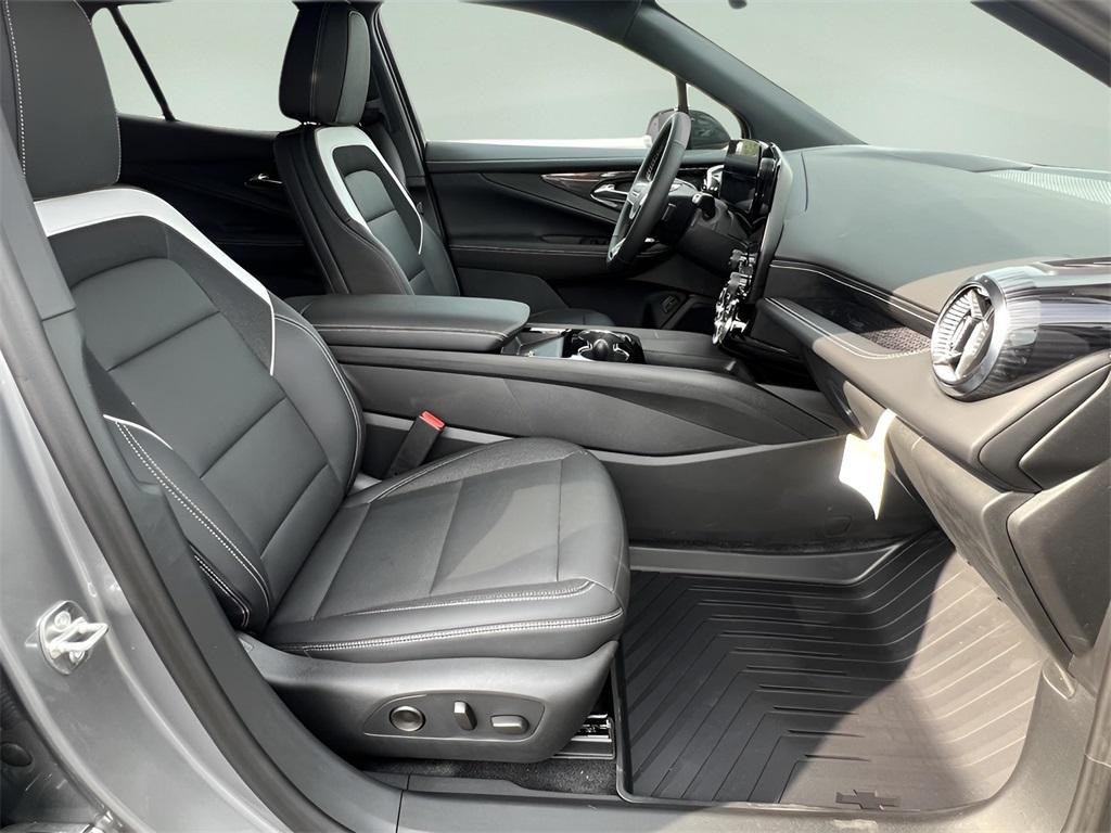 new 2025 Chevrolet Blazer EV car, priced at $48,030
