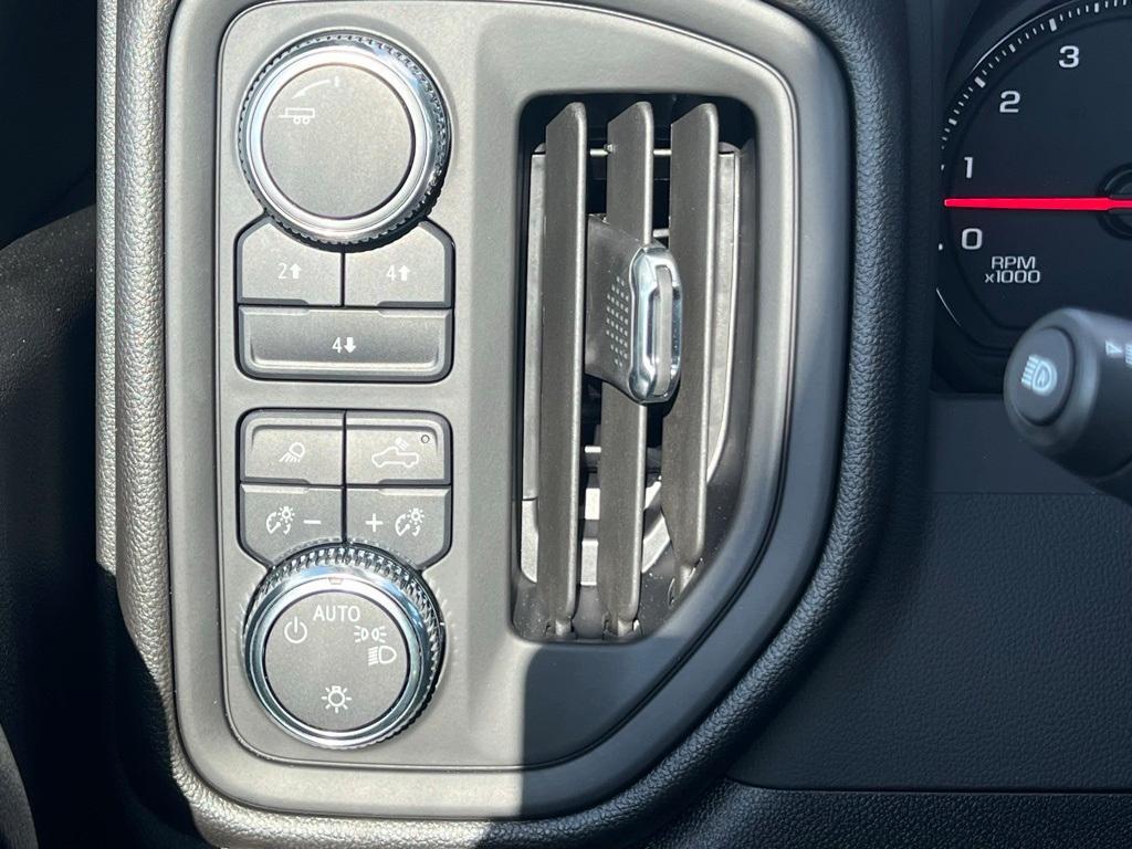 new 2025 GMC Sierra 3500 car, priced at $53,035