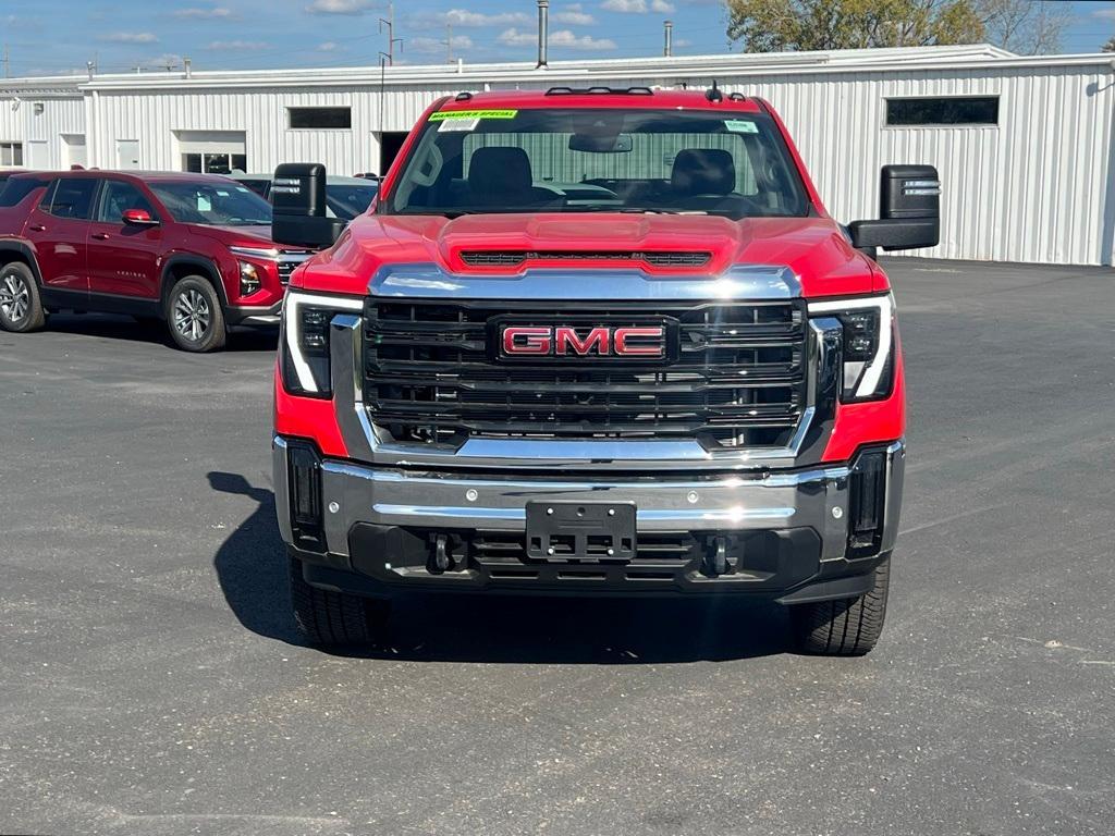 new 2025 GMC Sierra 3500 car, priced at $53,035