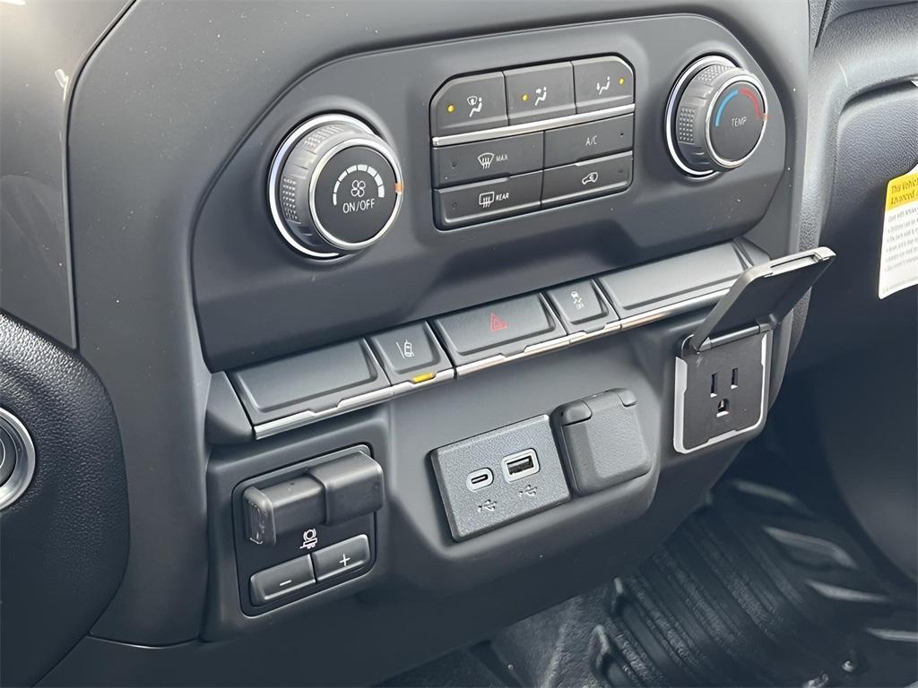 new 2025 Chevrolet Silverado 2500 car, priced at $54,678