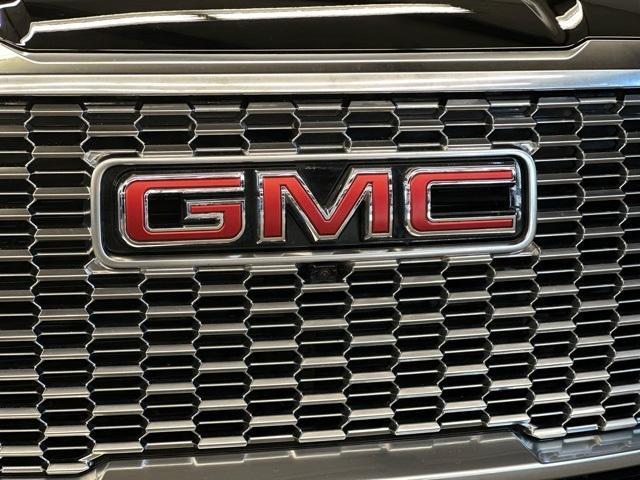 used 2022 GMC Yukon car, priced at $72,830