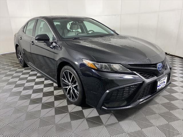 used 2024 Toyota Camry Hybrid car, priced at $28,918