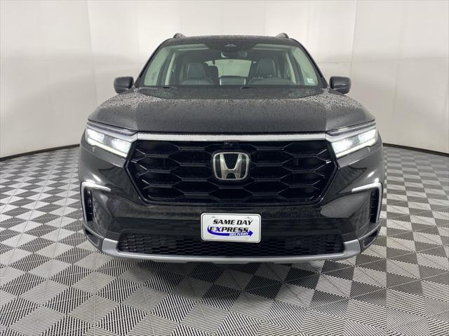 used 2023 Honda Pilot car, priced at $43,952